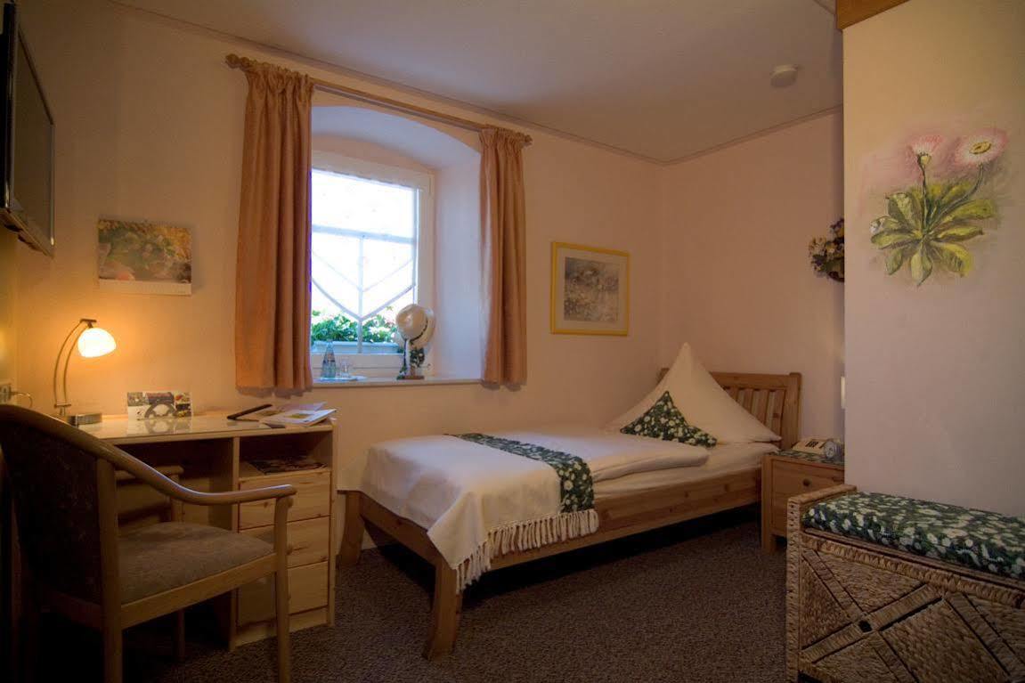 Logis L'Auberge Gutshof Bischofswerda Eksteriør bilde